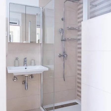 Apartment Dora Now With Jacuzzi