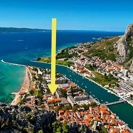 Dora Now With Jacuzzi