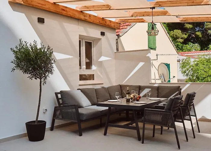 Villa Dora In Omis Centar Now With Jacuzzi * Omiš